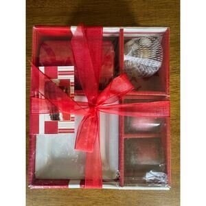 NIB New in Box Cinnamon Candle Gift Set Pillar & Votive Candles Holiday
